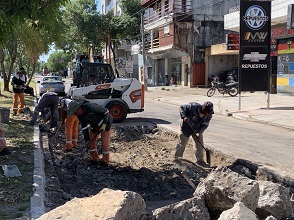 Resistencia realiz un nuevo operativo de bacheo sobre Avenida